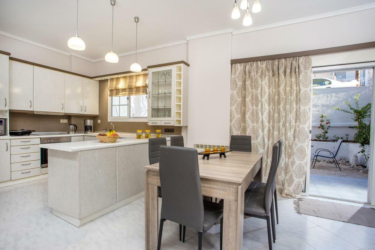 Flora'S Place Rhodes City Екстериор снимка
