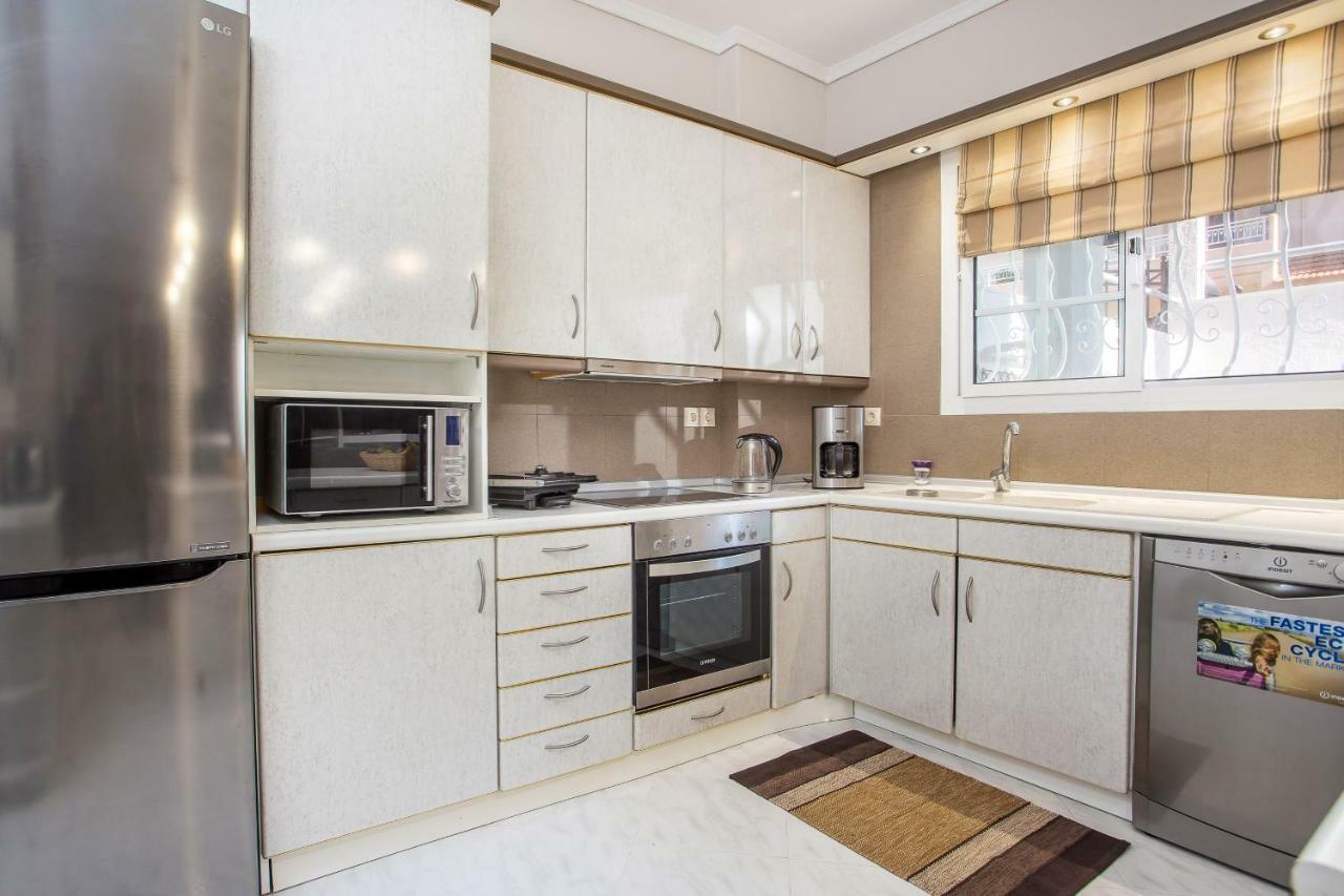 Flora'S Place Rhodes City Екстериор снимка