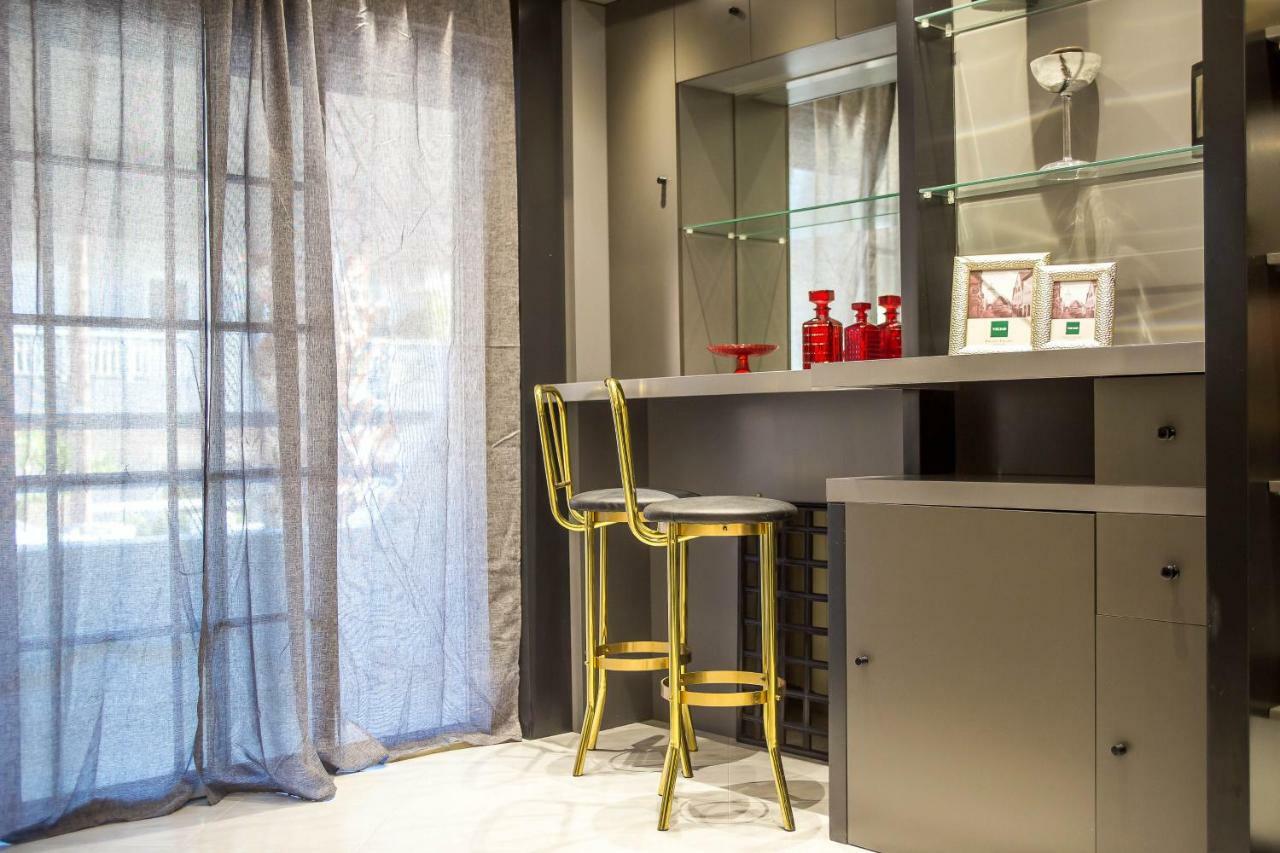 Flora'S Place Rhodes City Екстериор снимка