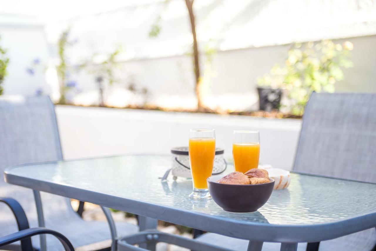 Flora'S Place Rhodes City Екстериор снимка